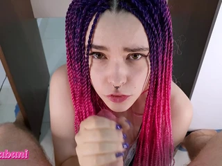 AMATEUR TEEN SUKED MY COCK AND GET CUM IN MOUTH - POV