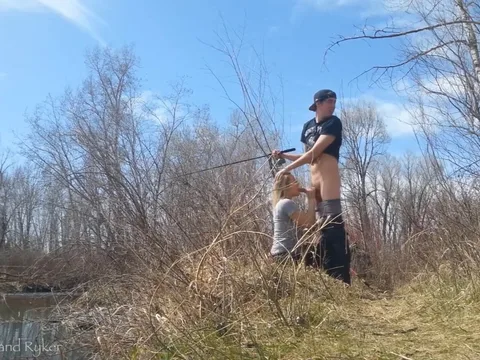 Petite teen Mya blew a