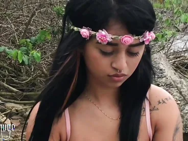 A girl has sex with a guy she didn’t know in the park